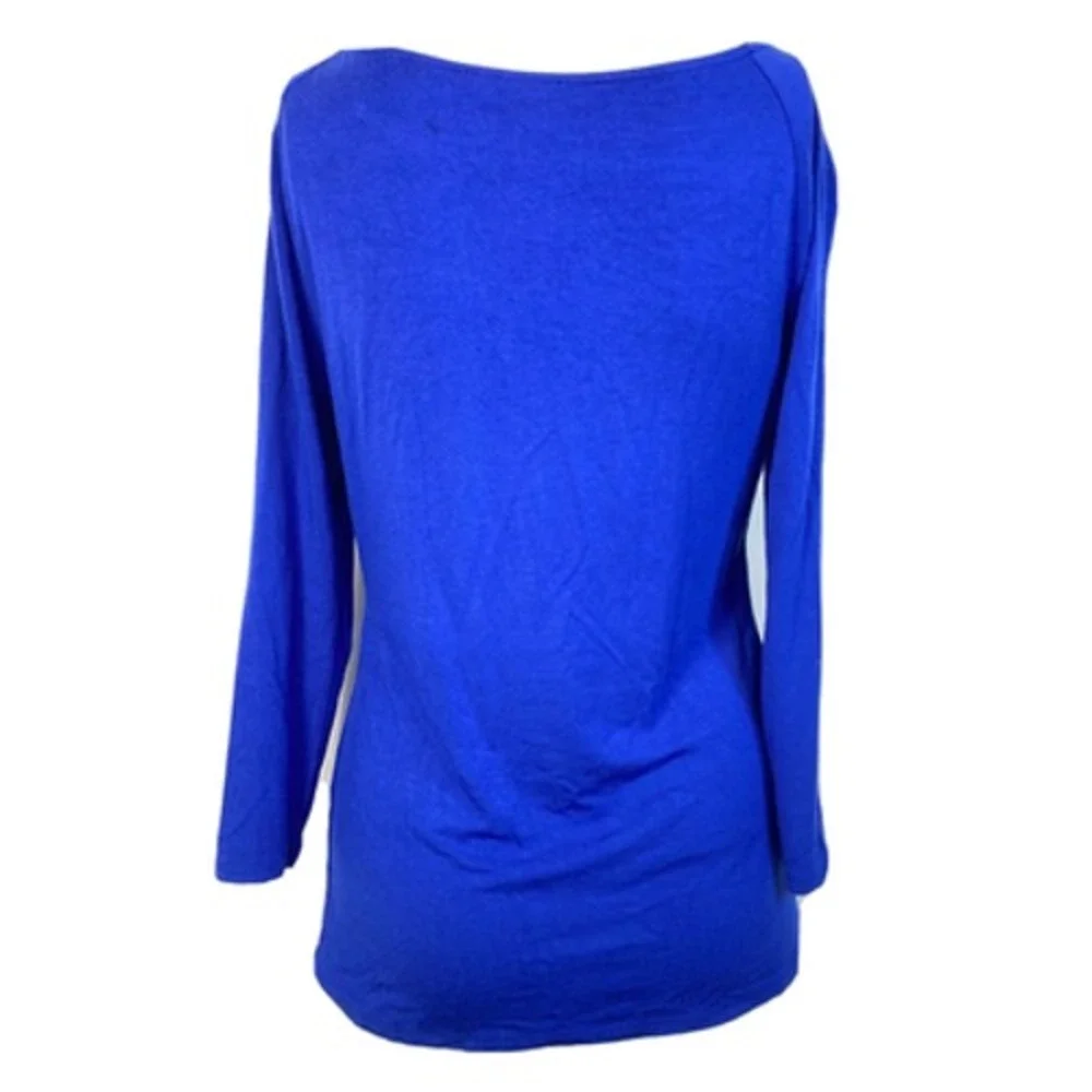 Carmen‎ Marc Valvo Shirt Sz M Blue Knit Buckle Pleated Neck Stretch - Picture 4 of 8